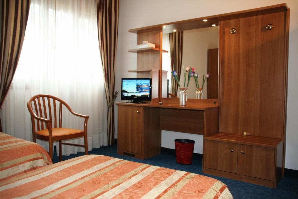Hotel Kristall San Donà di Piave Pokoj fotografie
